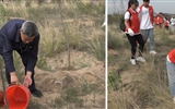 必发bf88唯一官网登录 “绿水青山就是金山银山”实践基地和 “集中力量办大事 社会主义制度优越性”教育基地揭牌仪式隆重举行